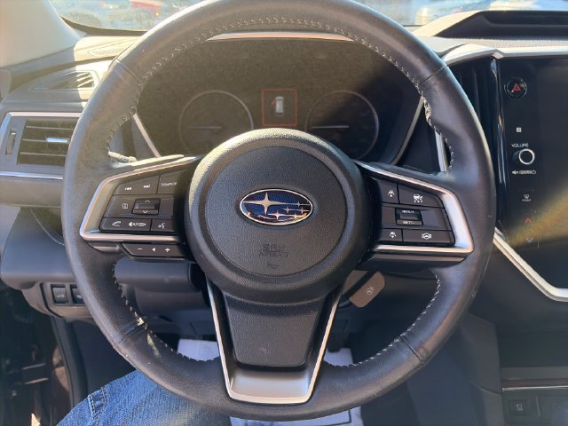 Used 2023 Subaru Ascent Touring AWD/4WD image 14