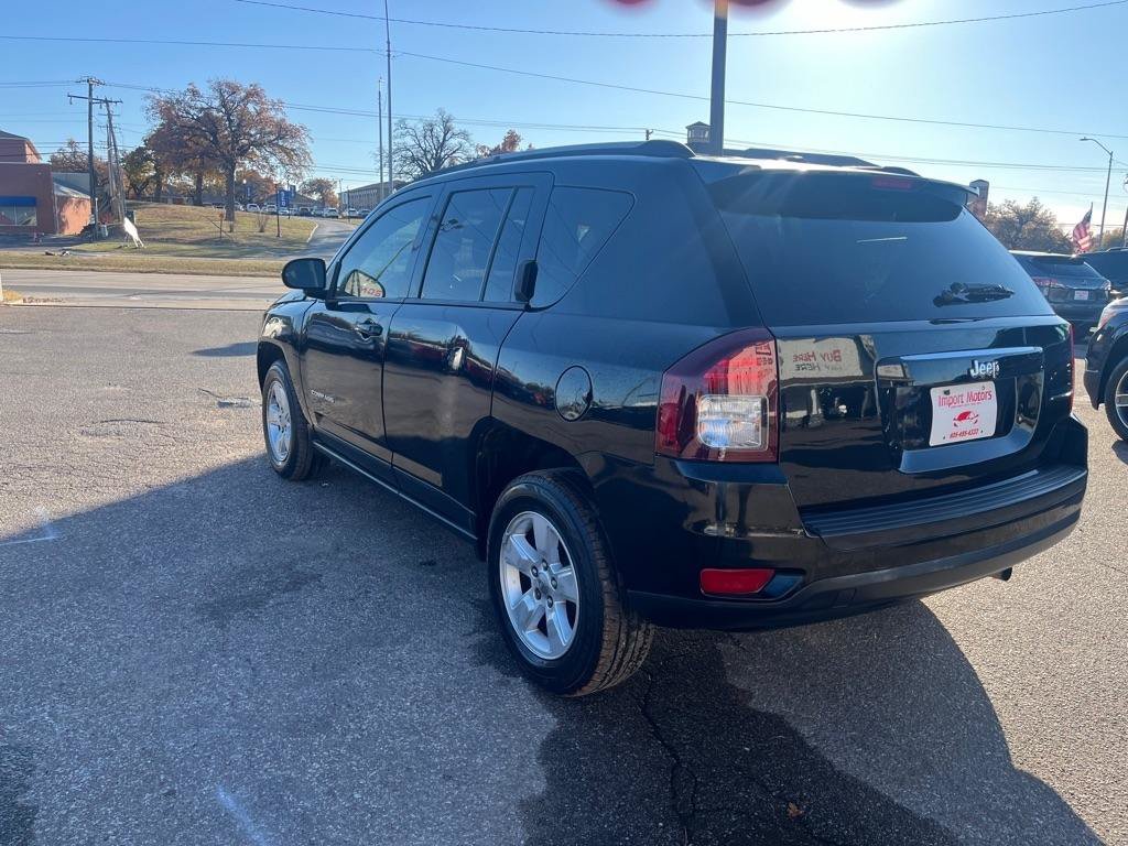 Used 2016 Jeep Compass Sport w/ Power Value Group FWD image 4