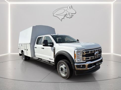 New 2026 Ford F550 4x4 Crew Cab image 11