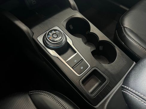 Used 2025 Ford Escape Platinum image 15