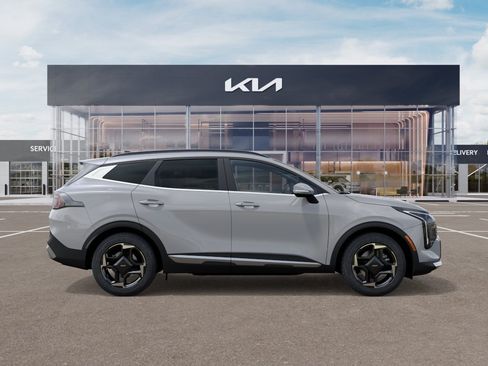 New 2027 Kia Sportage EX FWD image 7