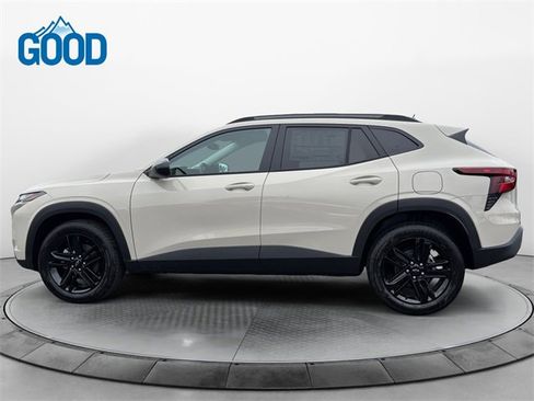 New 2026 Chevrolet Trax ACTIV w/ Sunroof Package image 2