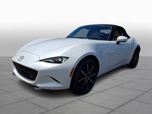 New 2026 MAZDA MX-5 Miata Grand Touring RWD image 4