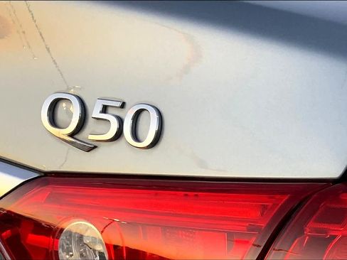 Used 2015 INFINITI Q50 Premium RWD image 30