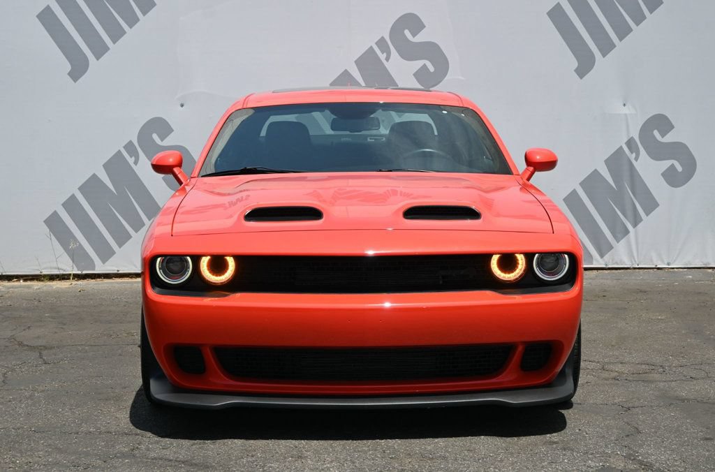Used 2022 Dodge Challenger SRT Hellcat w/ Plus Package RWD image 3