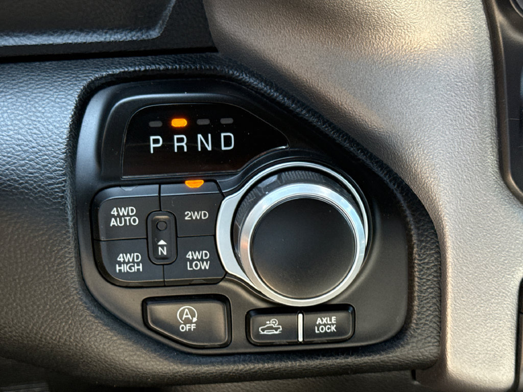 Used 2024 RAM 1500 Big Horn AWD/4WD image 25