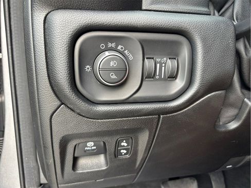 Used 2020 RAM 1500 Laramie AWD/4WD image 41