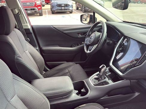 Used 2020 Subaru Outback Premium w/ Popular Package #1 AWD/4WD image 6
