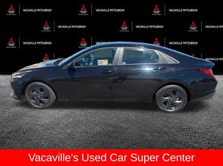 Used 2023 Hyundai Elantra Blue FWD video 2
