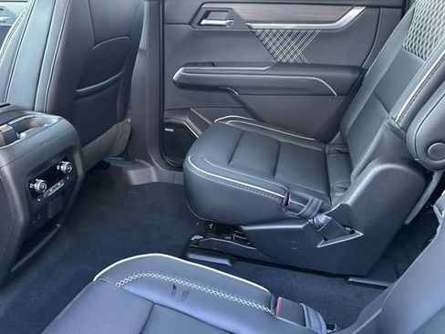 New 2026 GMC Acadia Denali w/ Super Cruise Package AWD/4WD image 13