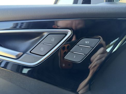 Used 2023 Audi Q4 e-tron Prestige w/ Black Optic Package image 32