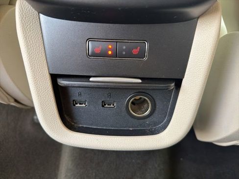 Used 2019 Lincoln Nautilus Reserve FWD image 21