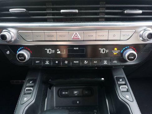 Used 2021 Kia Telluride SX w/ SX Prestige Package AWD/4WD image 12