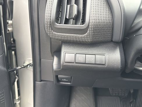 Used 2025 Toyota bZ4X AWD w/ Weather Package image 16