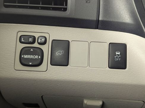 Used 2014 Toyota Venza XLE FWD image 42