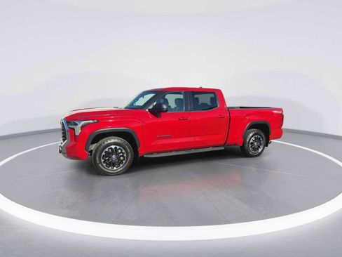 Used 2022 Toyota Tundra SR5 w/ TRD Off-Road Premium Package AWD/4WD image 4