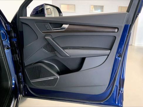 Used 2025 Audi Q5 2.0T Premium Plus w/ Premium Plus Package image 26