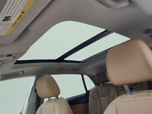 Used 2023 Audi Q8 Premium Plus image 27