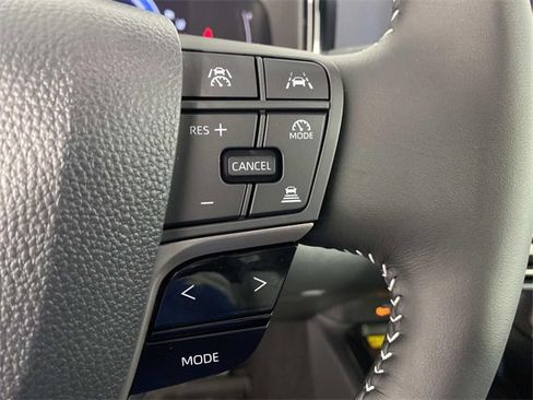 Used 2026 Toyota Camry SE image 17