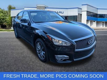 Used 2018 INFINITI Q70 Luxe w/ Cargo Package