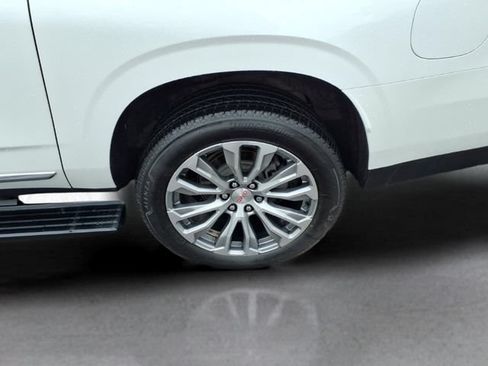 Used 2021 GMC Yukon XL Denali w/ Denali Premium Package AWD/4WD image 21