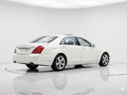 Used 2011 Mercedes-Benz S 550 4MATIC image 6