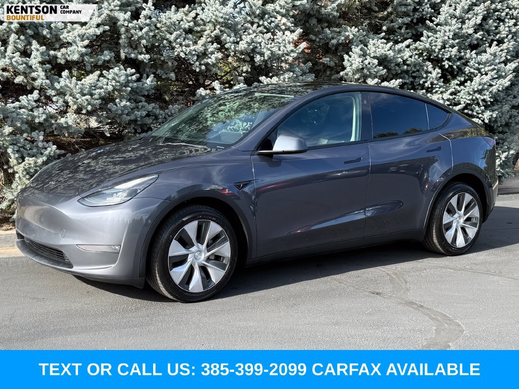 Used 2023 Tesla Model Y Long Range AWD/4WD image 1