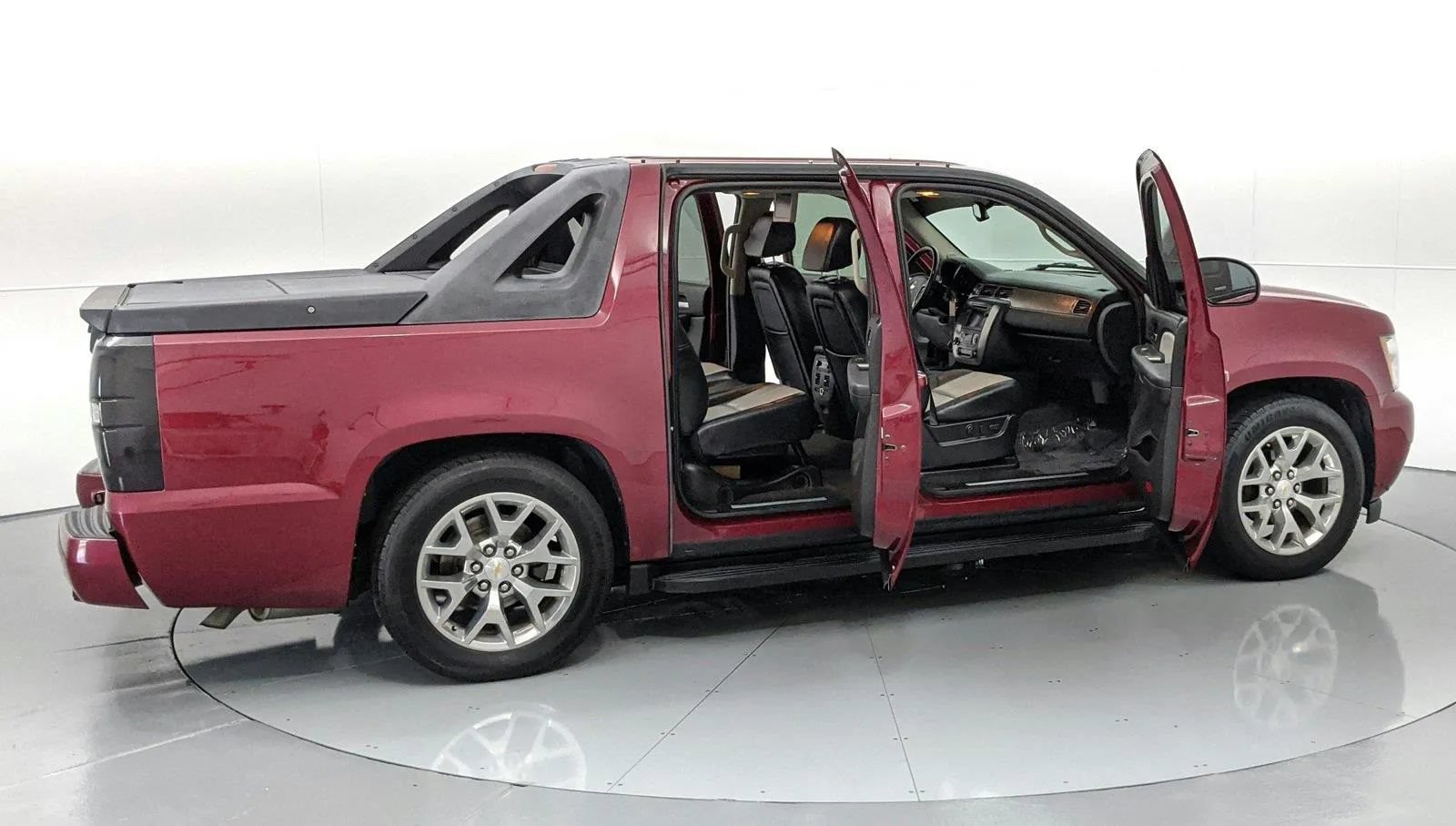 Used 2007 Chevrolet Avalanche LT w/ LT Preferred Equipment Group AWD/4WD image 15