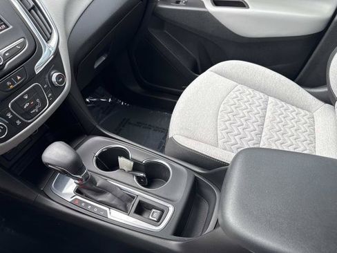 Used 2022 Chevrolet Equinox LT FWD image 20