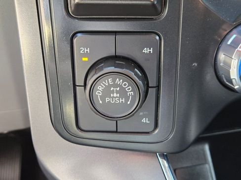 Used 2025 Ford F150 XLT w/ Equipment Group 301A Standard AWD/4WD image 28
