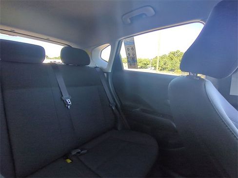 New 2026 Hyundai Kona SE image 15