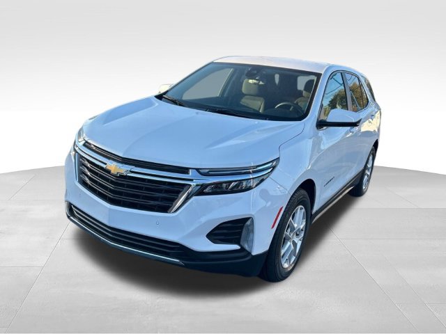 Used 2024 Chevrolet Equinox LT w/ LPO, Floor Liner Package FWD image 5