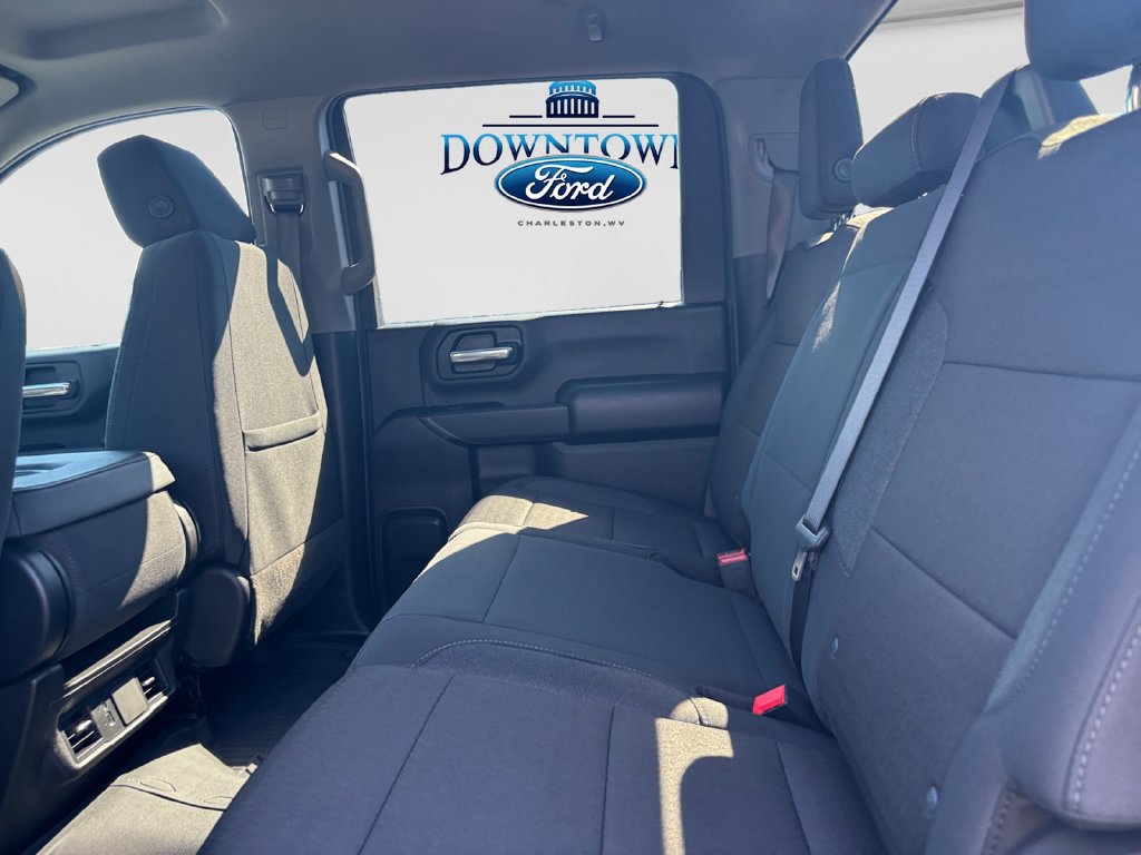 Used 2025 Chevrolet Silverado 2500 Custom w/ Custom Convenience Package AWD/4WD image 33