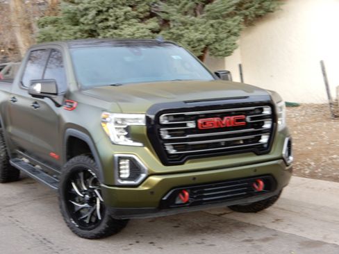 Used 2019 GMC Sierra 1500 AT4 w/ AT4 Premium Package image 2