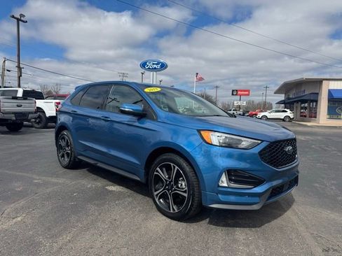 Used 2019 Ford Edge ST w/ Convenience Package image 4