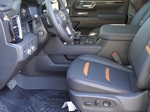 New 2026 GMC Sierra 1500 AT4 w/ AT4 Premium Package image 9