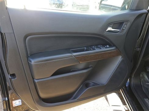 Used 2020 GMC Canyon Denali image 20