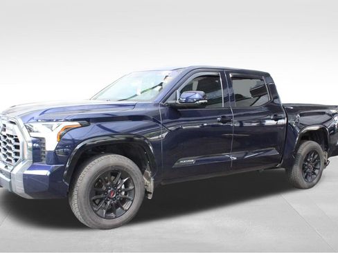 Used 2024 Toyota Tundra Platinum w/ TRD Off-Road Package AWD/4WD image 13