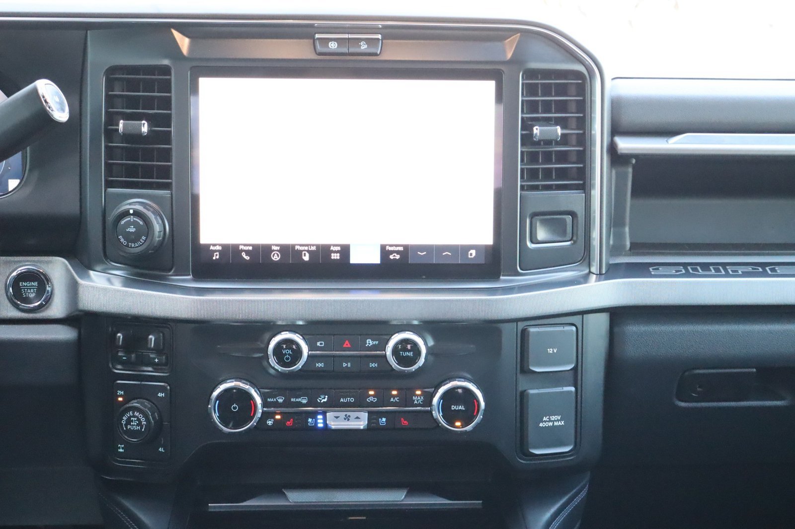 Used 2025 Ford F250 Platinum w/ Tremor Off-Road Package AWD/4WD image 31