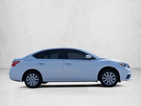 Used 2017 Nissan Sentra S image 4