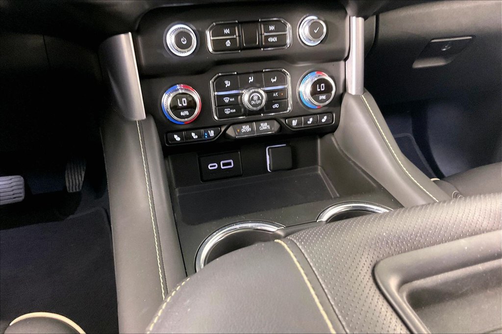 Used 2023 GMC Yukon SLT w/ SLT Premium Package RWD image 8