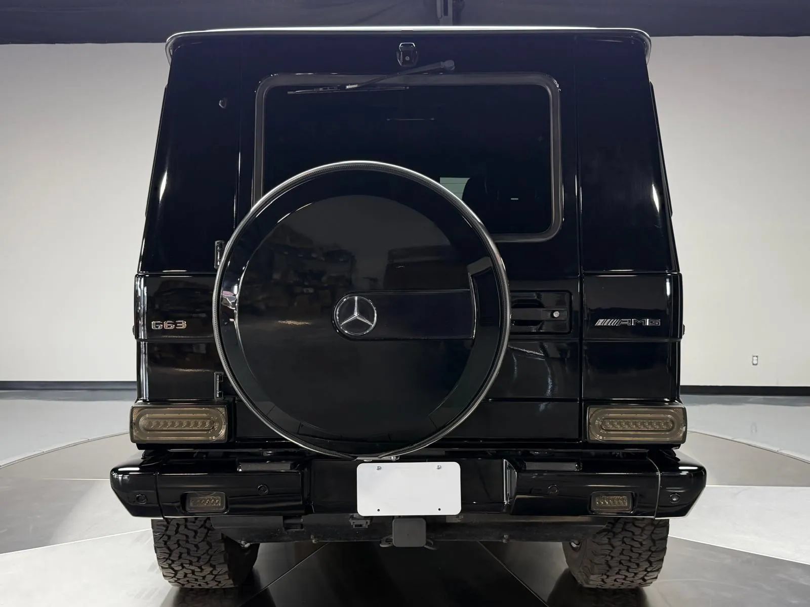 Used 2015 Mercedes-Benz G 63 AMG 4MATIC image 5