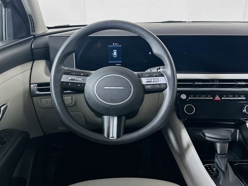 Used 2025 Hyundai Tucson SEL image 18