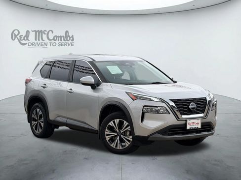 Used 2023 Nissan Rogue SV FWD image 1