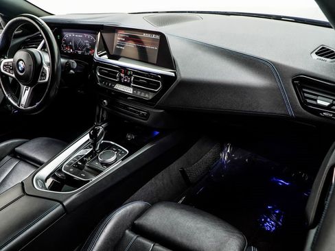 Used 2023 BMW Z4 M40i w/ Premium Package image 19