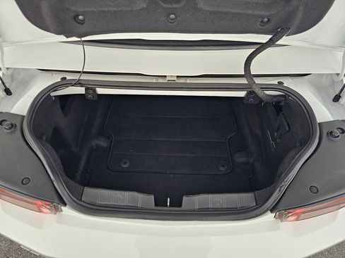 Used 2019 Chevrolet Camaro SS RWD image 14