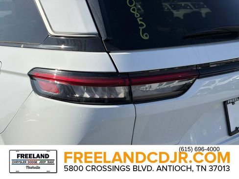 New 2026 Jeep Grand Cherokee Limited w/ Luxury Tech Group II AWD/4WD image 11