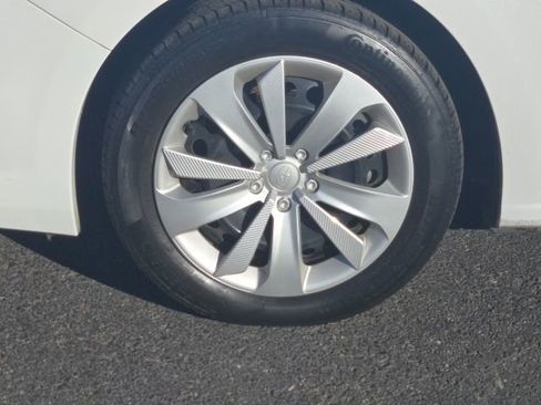 Certified 2022 Subaru Impreza 2.0i image 18