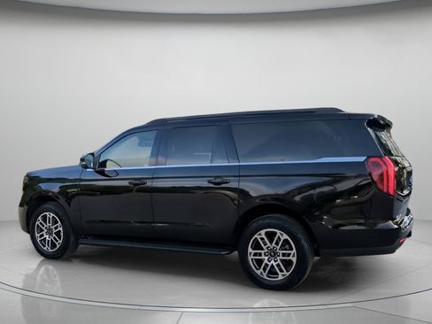 Certified 2025 Ford Expedition Max Active AWD/4WD image 18