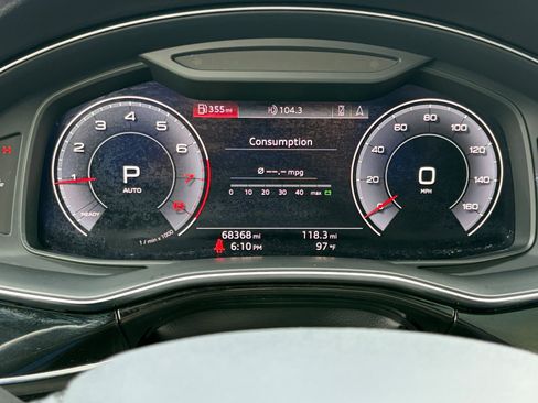 Used 2020 Audi Q7 3.0T Premium Plus w/ Premium Plus Package AWD/4WD image 21